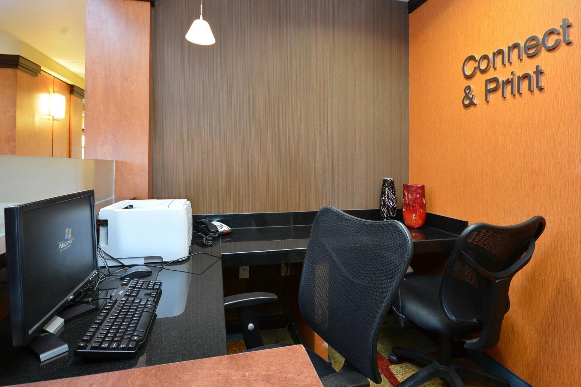 Fairfield Inn & Suites ווית'וויל מראה חיצוני תמונה