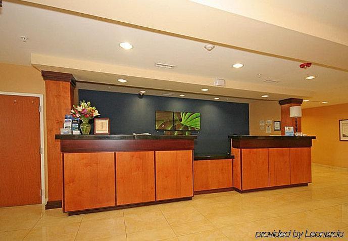 Fairfield Inn & Suites ווית'וויל מראה חיצוני תמונה